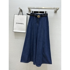 Chanel Jeans